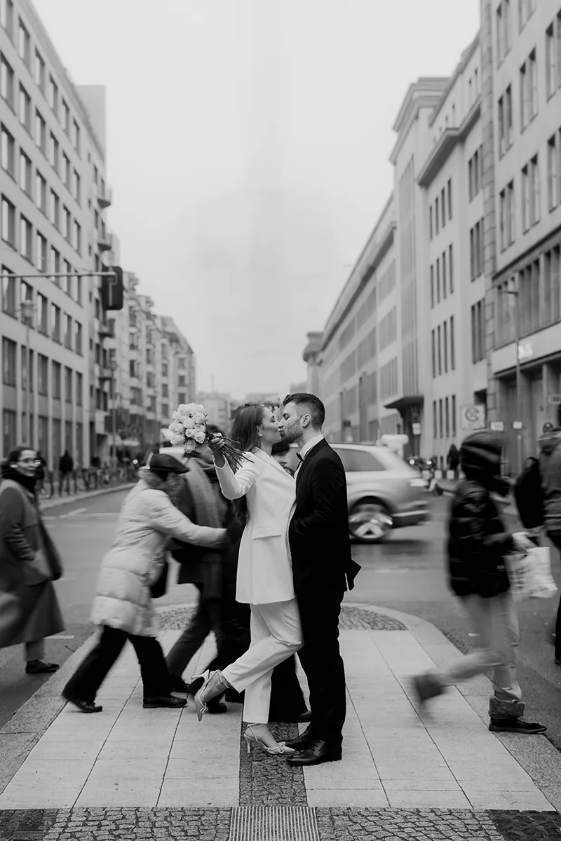 /storage/photos/AfterWedding-Berlin_MItte_Hochzeit-52.webp
